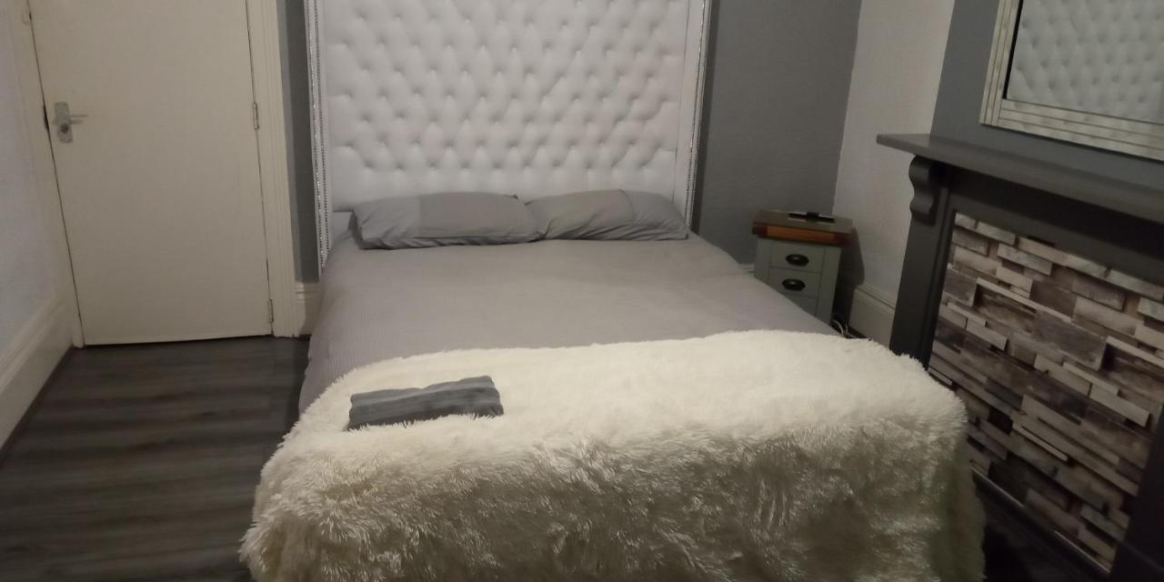 فندق Highfields House - Free Wifi - Free Local Parking شيفيلد المظهر الخارجي الصورة