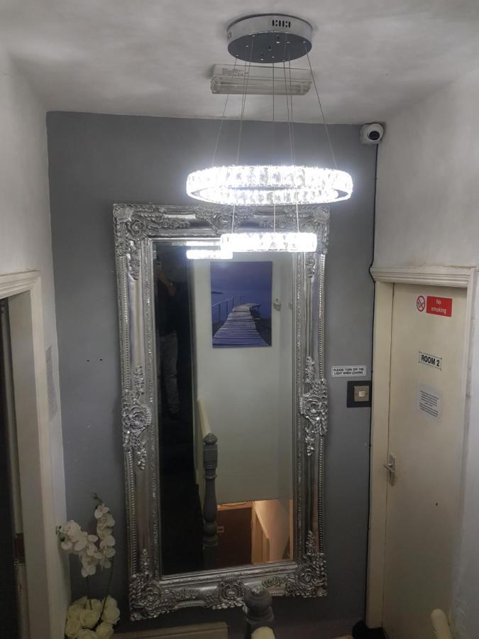 فندق Highfields House - Free Wifi - Free Local Parking شيفيلد المظهر الخارجي الصورة